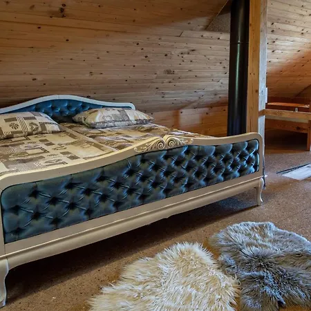 Zidanica Krstinc Holiday home *